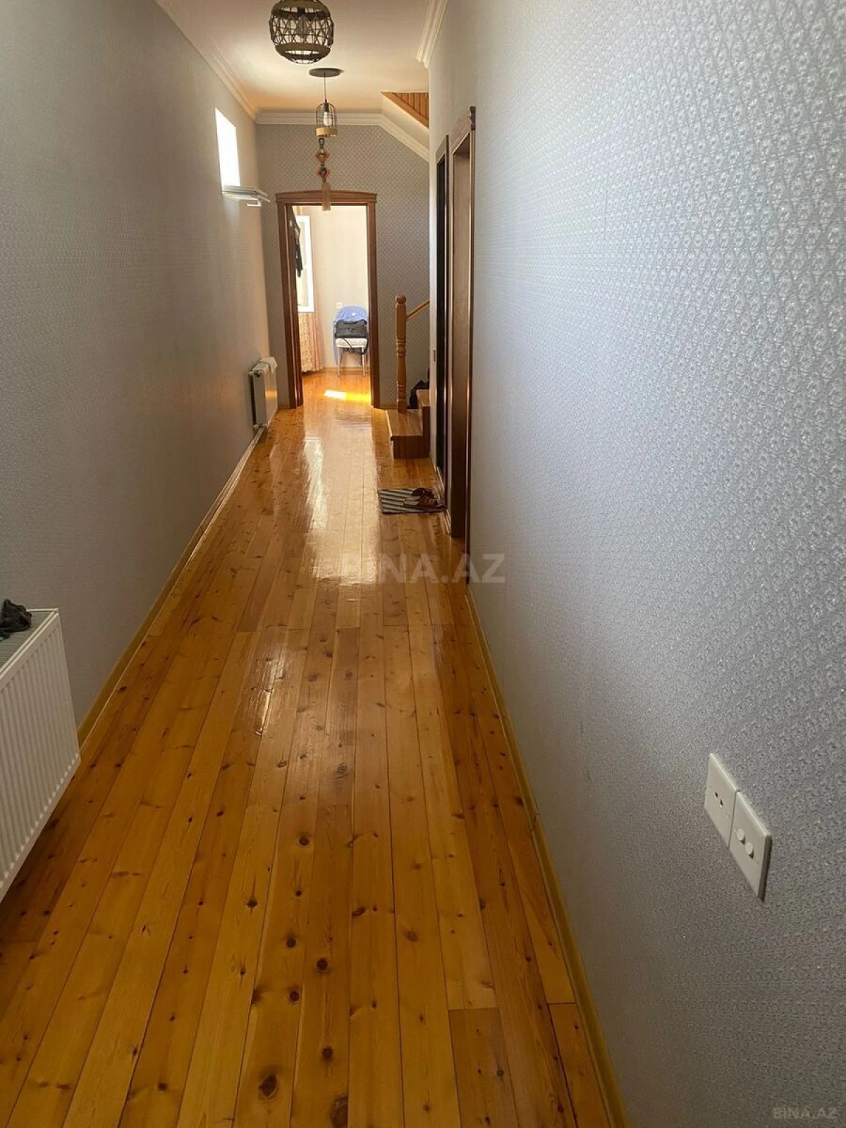 Satılır 5 otaqlı həyət evi 160 m²
