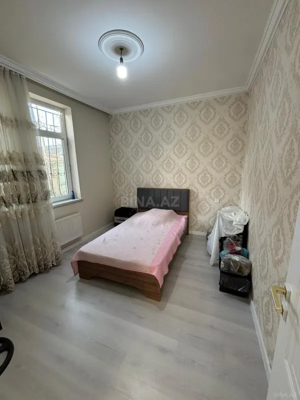 Satılır 5 otaqlı həyət evi 130 m²