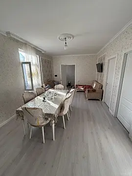 Satılır 5 otaqlı həyət evi 130 m²