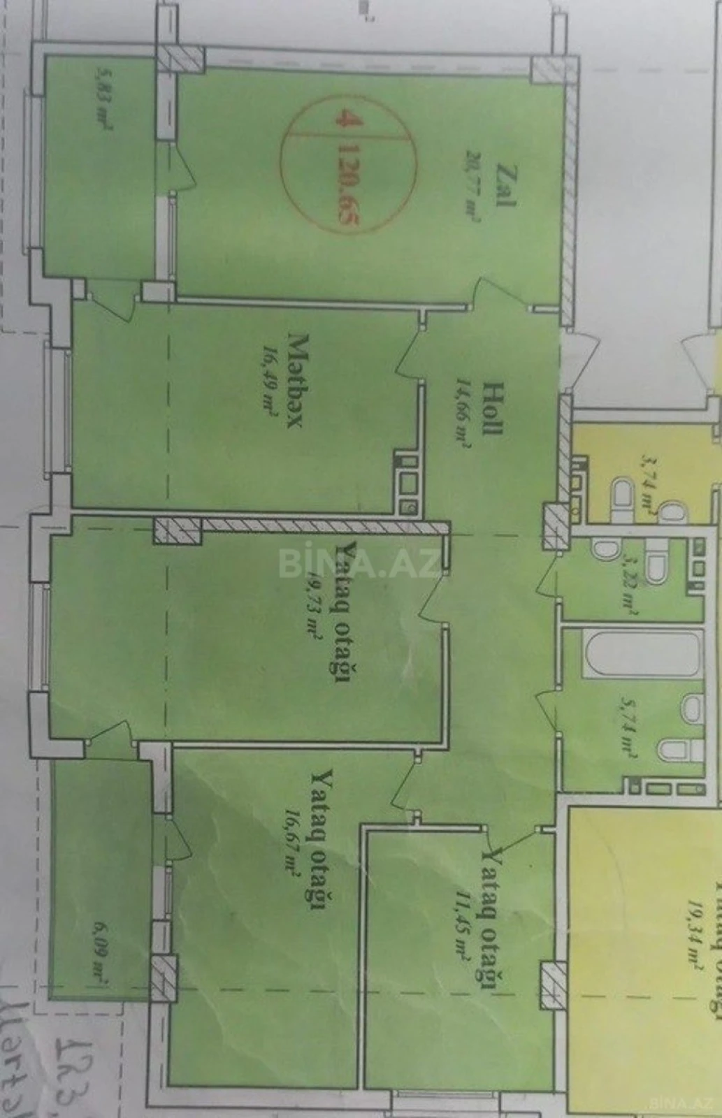 Satılır 4 otaqlı mənzil 121 m²