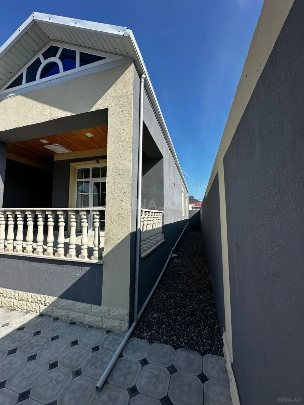 Satılır 4 otaqlı həyət evi 140 m²