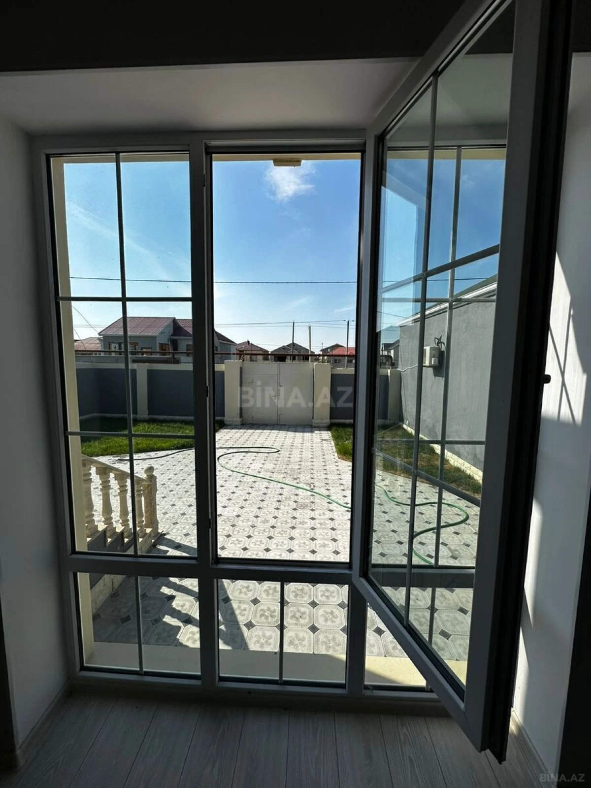 Satılır 4 otaqlı həyət evi 140 m²