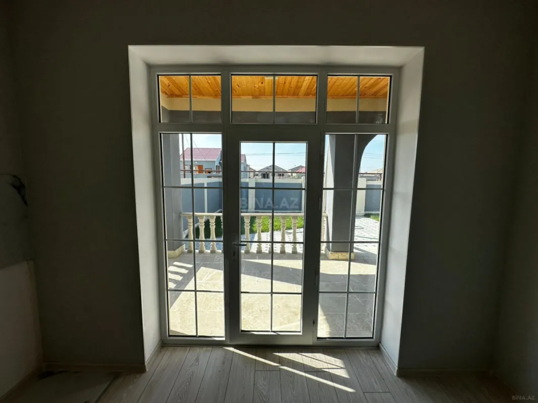 Satılır 4 otaqlı həyət evi 140 m²