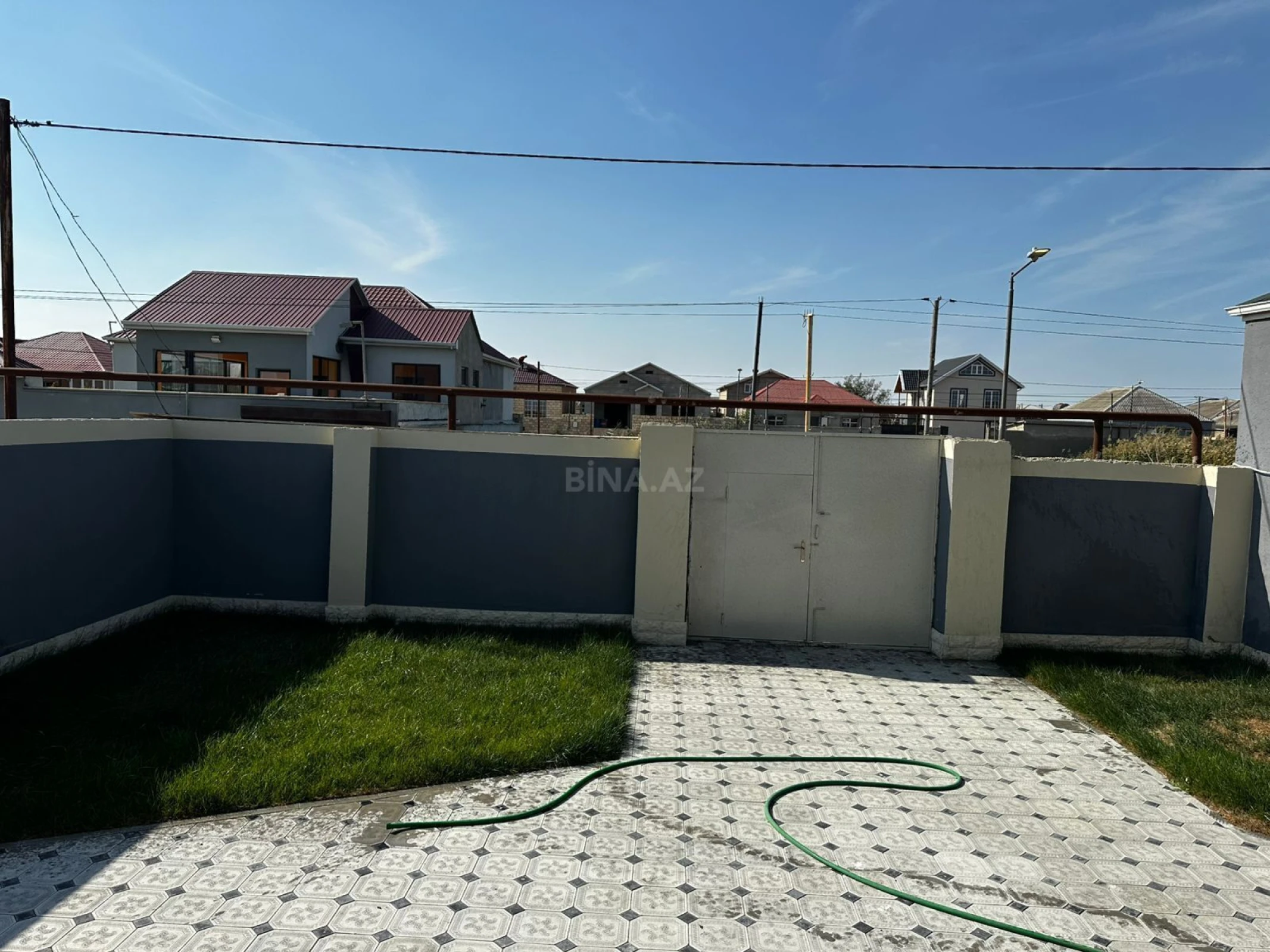 Satılır 4 otaqlı həyət evi 140 m²
