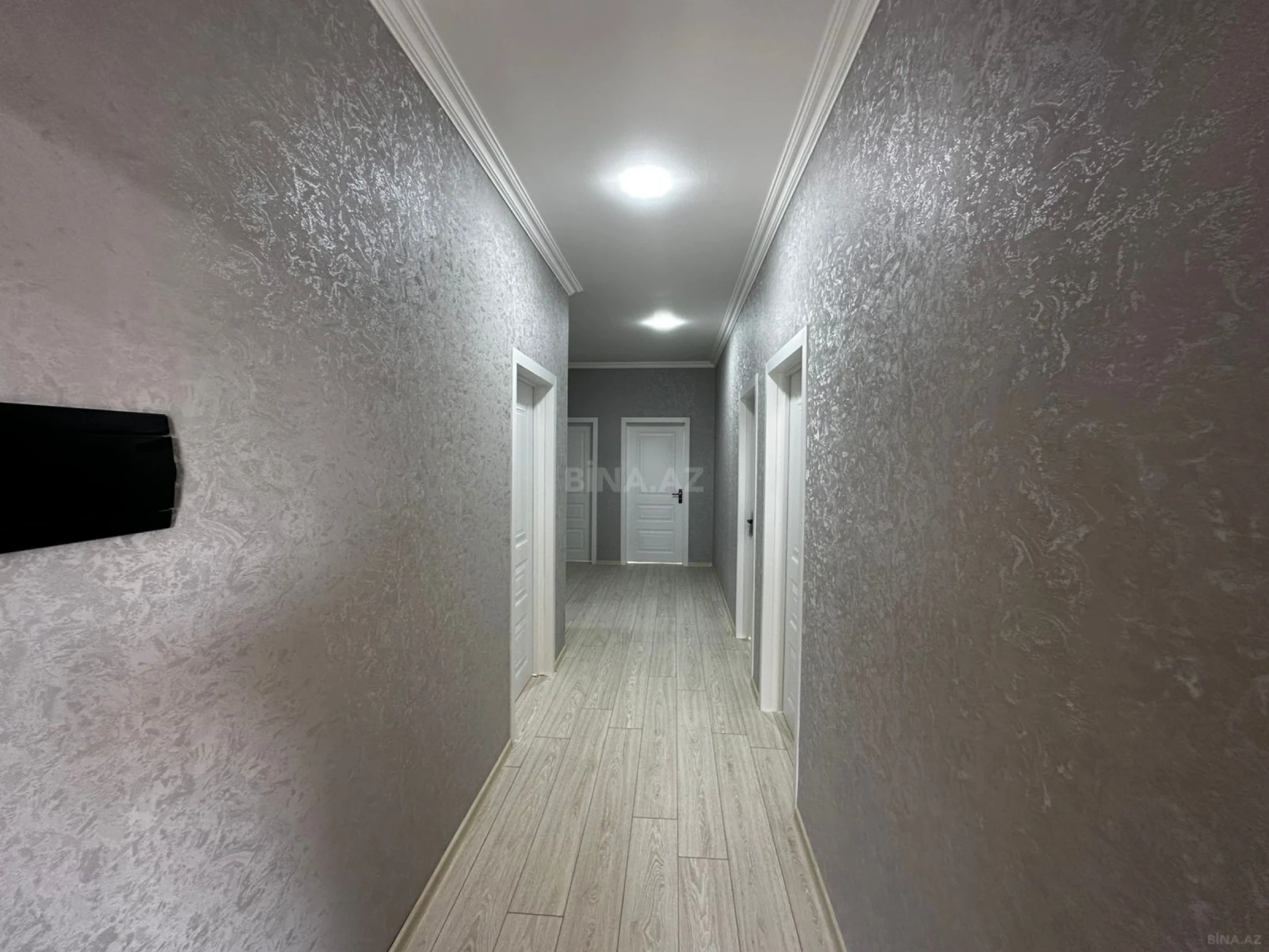 Satılır 4 otaqlı həyət evi 140 m²