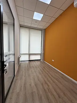 Kirayə verilir 2 otaqlı ofis 68 m²