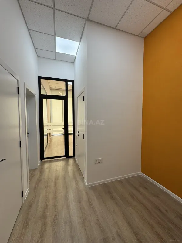 Kirayə verilir 2 otaqlı ofis 68 m²