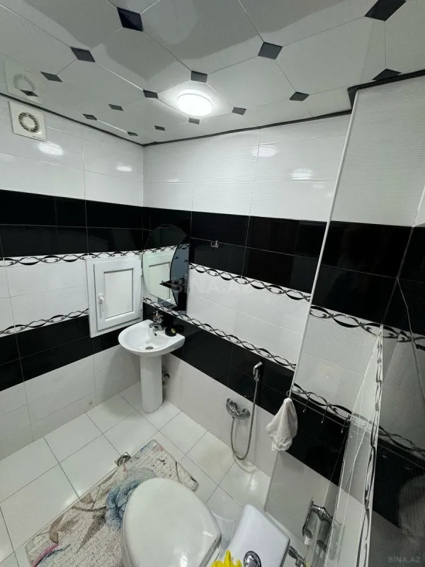 Satılır 3 otaqlı mənzil 140 m²