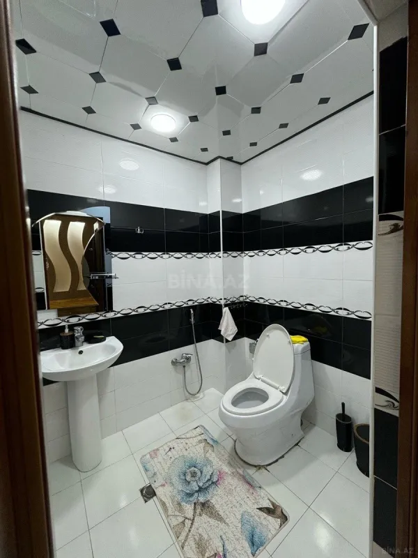 Satılır 3 otaqlı mənzil 140 m²