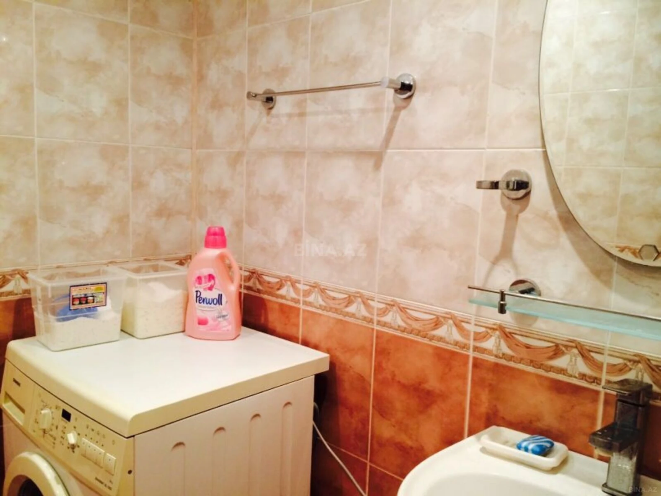 Satılır 3 otaqlı mənzil 159 m²