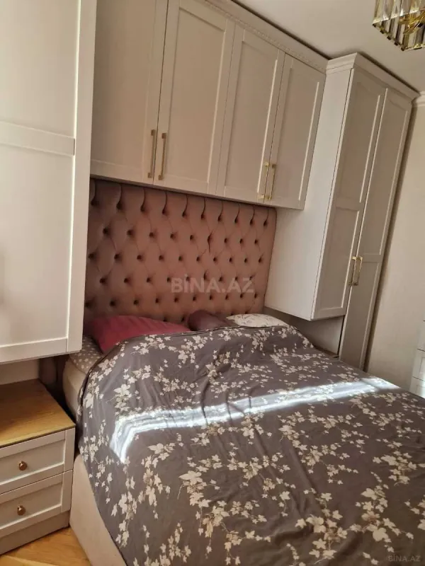 Satılır 4 otaqlı mənzil 90 m²