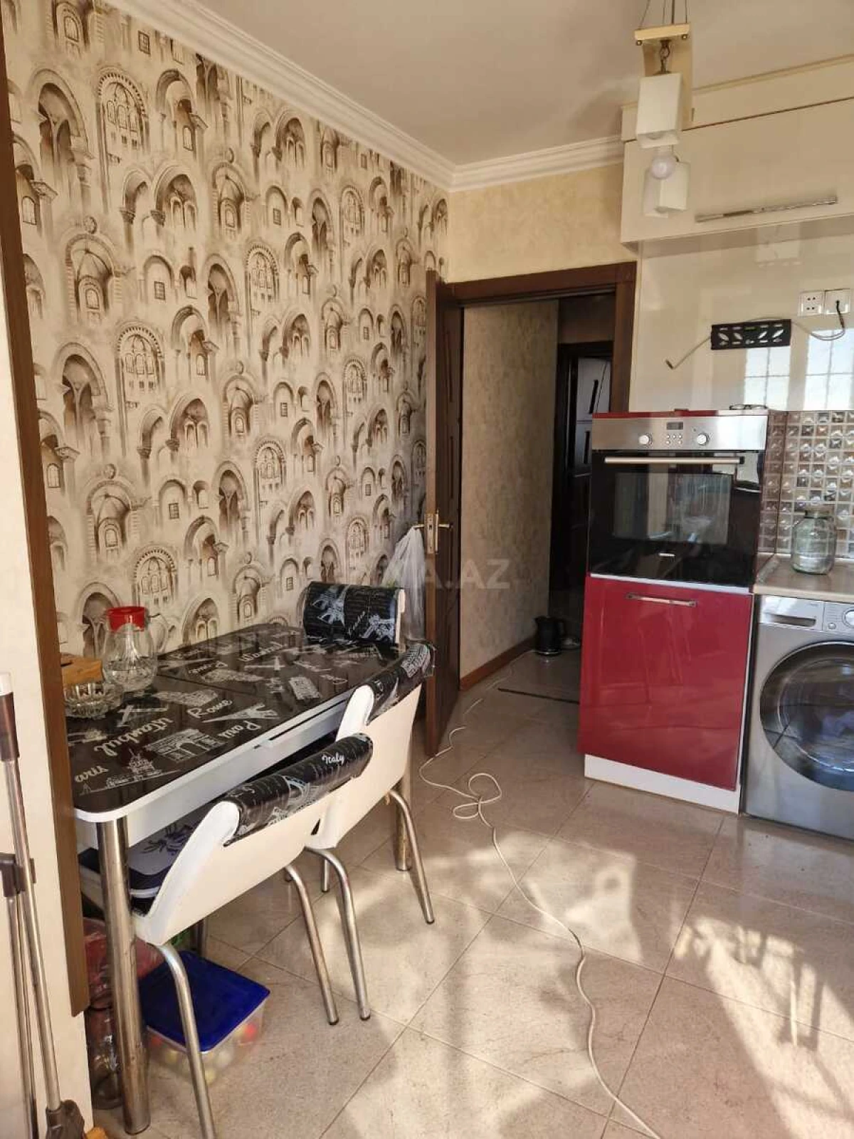 Satılır 4 otaqlı mənzil 90 m²