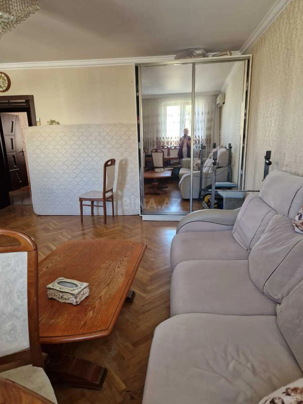 Satılır 4 otaqlı mənzil 90 m²