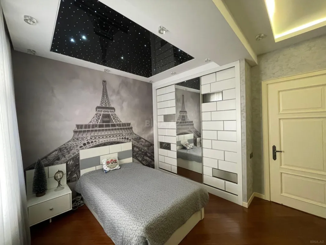 Satılır 4 otaqlı mənzil 145 m²