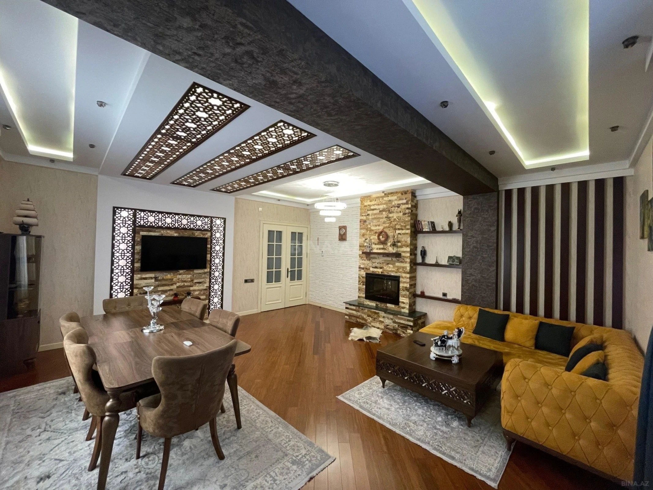 Satılır 4 otaqlı mənzil 145 m²