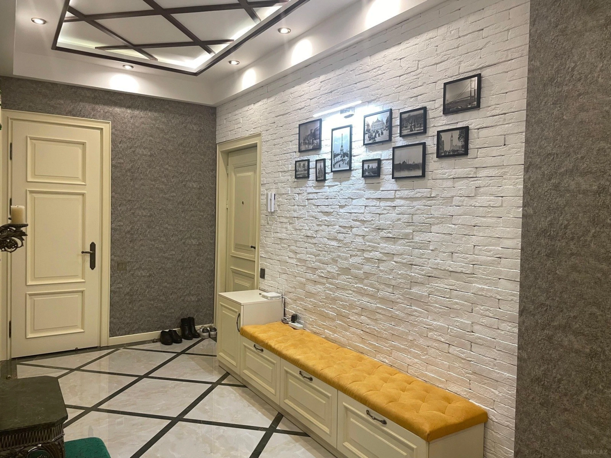 Satılır 4 otaqlı mənzil 145 m²