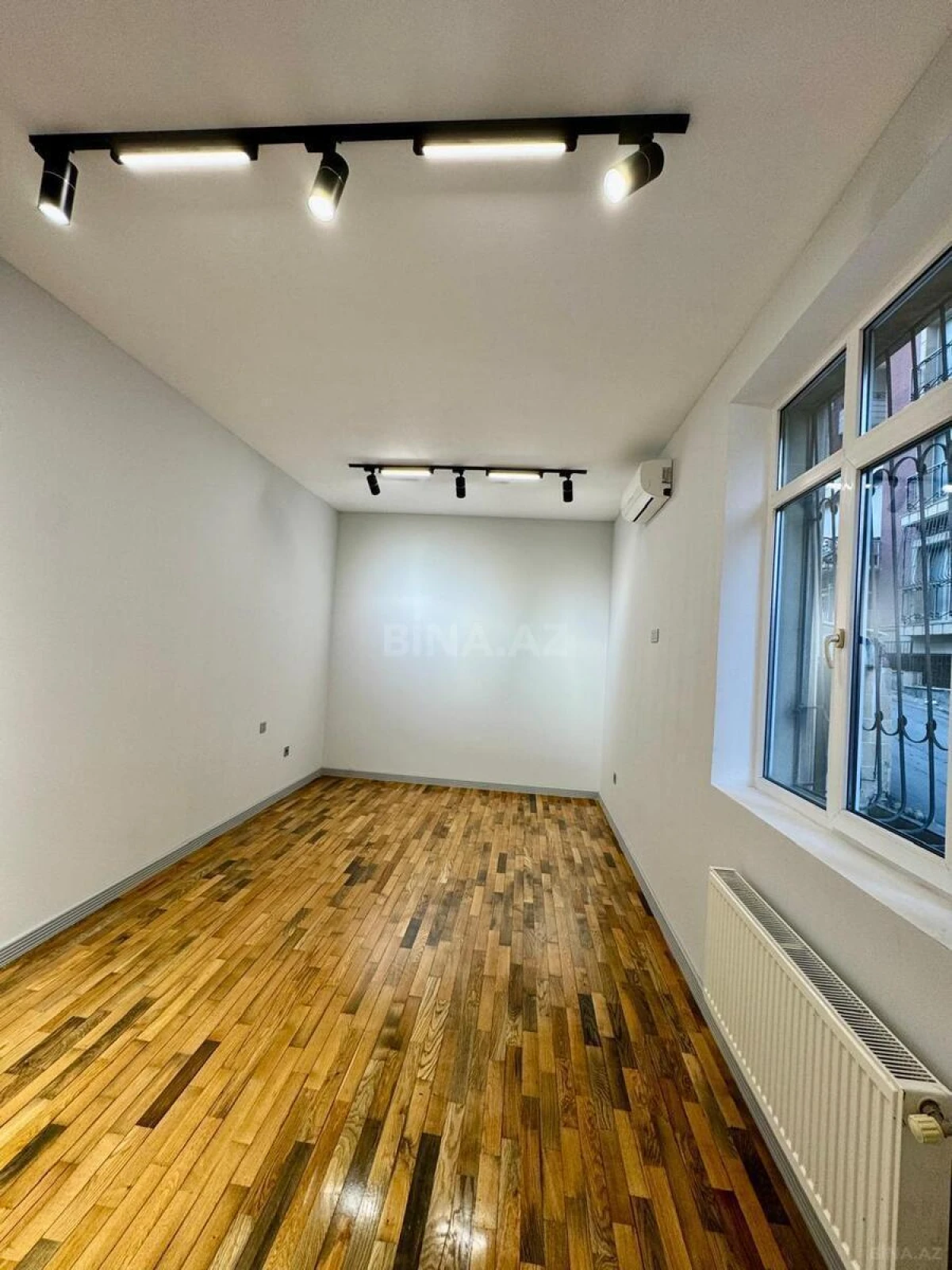 Kirayə verilir 4 otaqlı ofis 120 m²