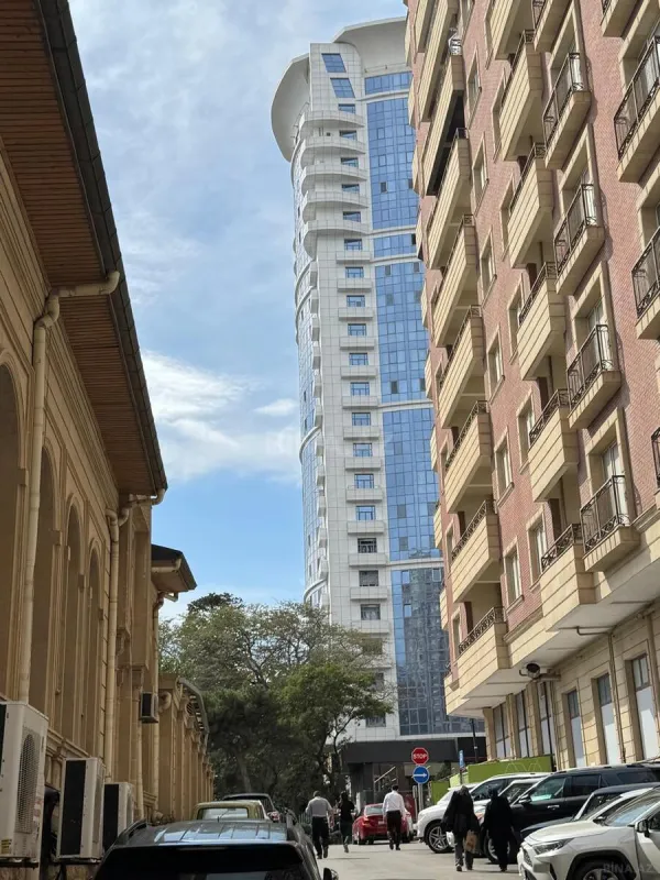 Kirayə verilir 4 otaqlı ofis 120 m²