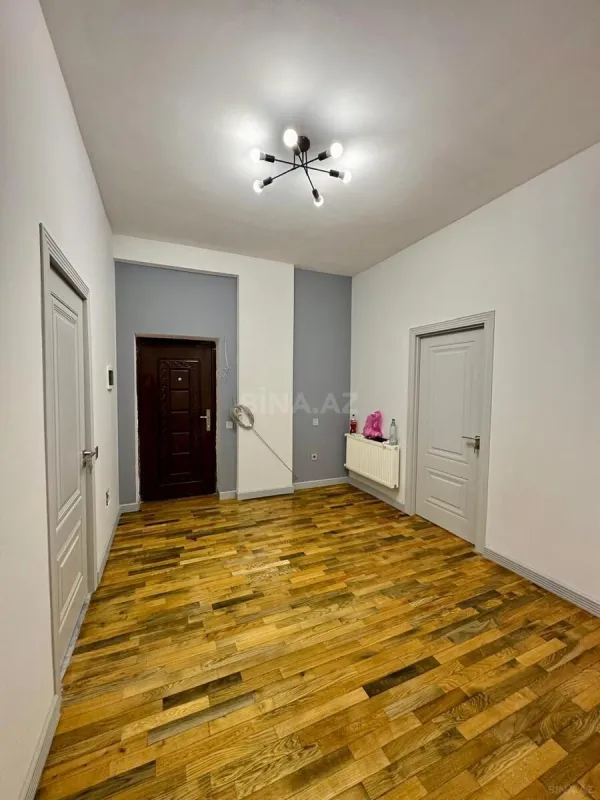 Kirayə verilir 4 otaqlı ofis 120 m²