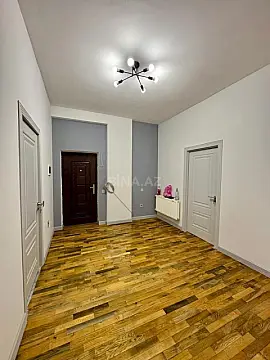 Kirayə verilir 4 otaqlı ofis 120 m²