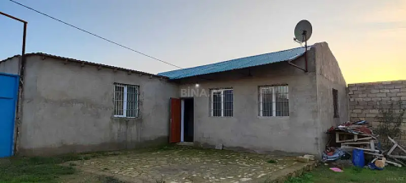 Satılır 3 otaqlı həyət evi 110 m²