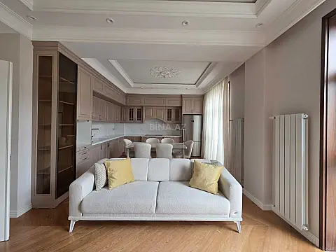 Kirayə verilir 3 otaqlı mənzil 140 m² — Bakı 3 otaq 140.00 m²