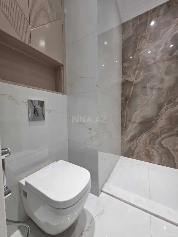 Kirayə verilir 3 otaqlı mənzil 140 m²