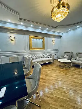 Kirayə verilir 4 otaqlı mənzil 144 m²