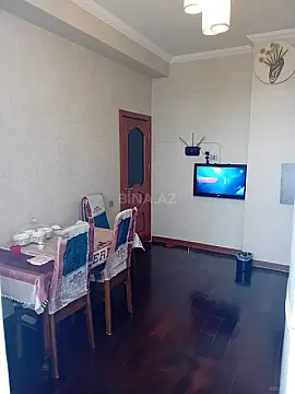 Satılır 3 otaqlı mənzil 120 m²