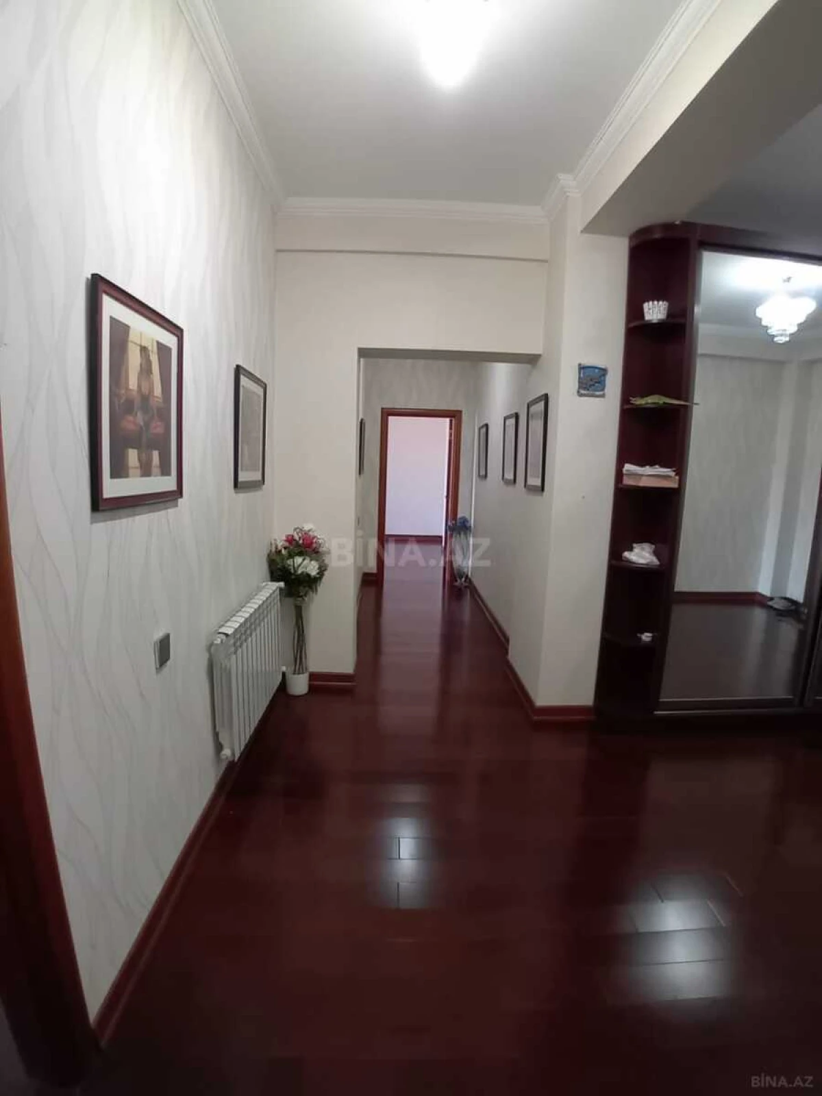 Satılır 3 otaqlı mənzil 120 m²