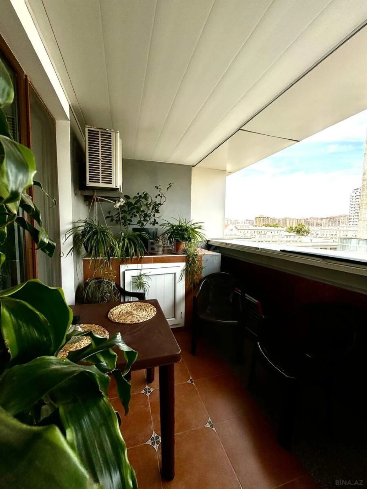 Kirayə verilir 3 otaqlı mənzil 105 m²