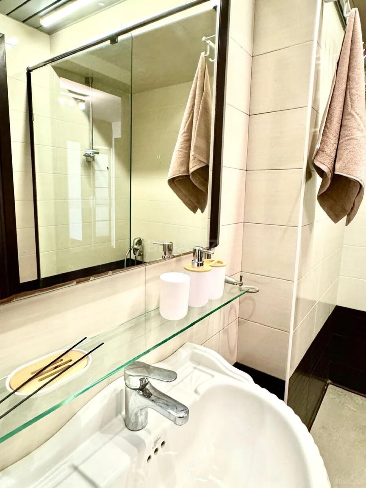 Kirayə verilir 3 otaqlı mənzil 105 m²