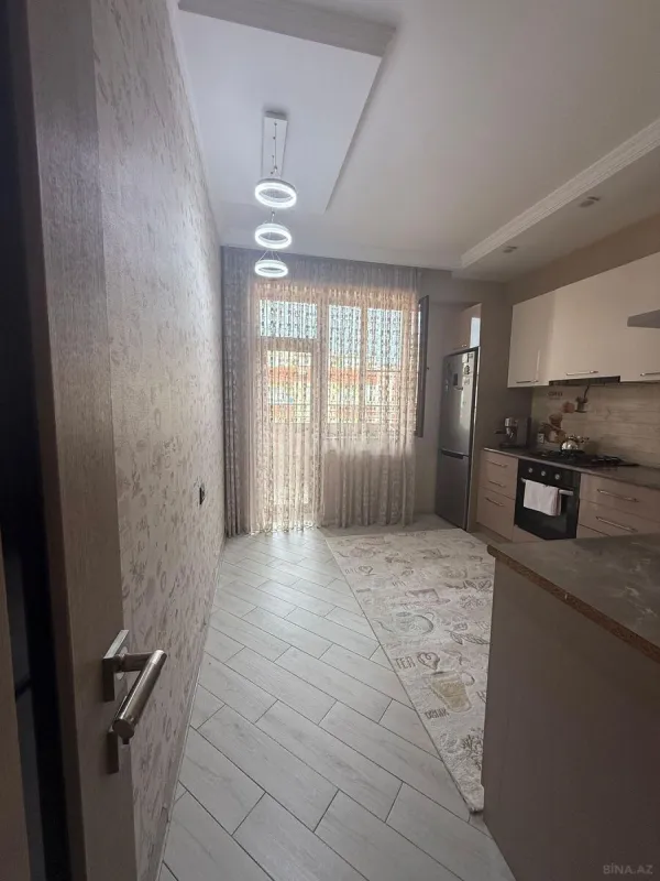 Satılır 3 otaqlı mənzil 82 m²