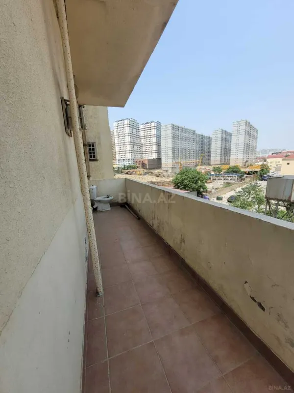 Satılır 3 otaqlı mənzil 144 m²