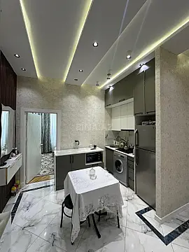 Satılır 2 otaqlı mənzil 58 m²