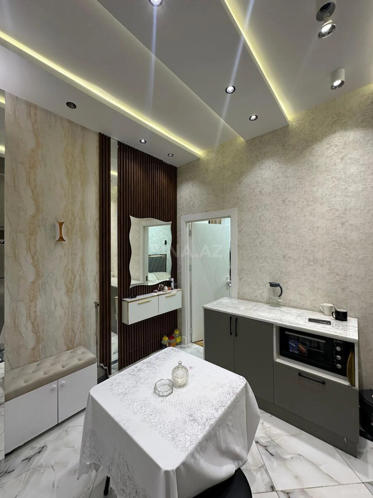 Satılır 2 otaqlı mənzil 58 m²