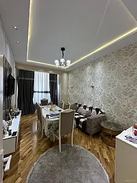 Satılır 2 otaqlı mənzil 58 m²