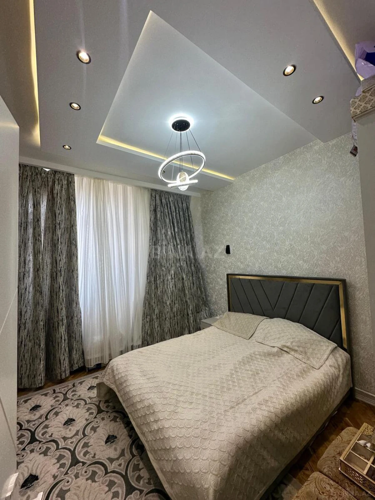 Satılır 2 otaqlı mənzil 58 m²