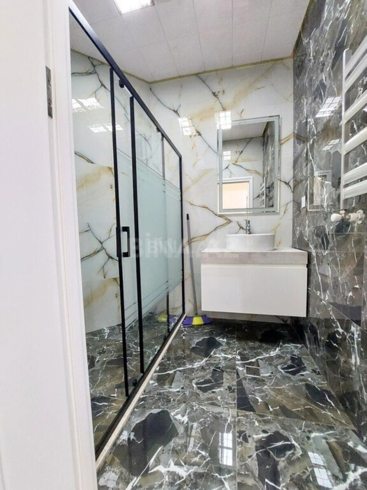 Kirayə verilir 3 otaqlı mənzil 100 m²