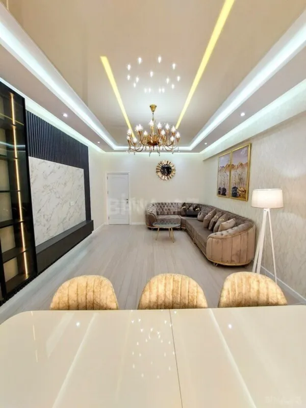 Kirayə verilir 3 otaqlı mənzil 100 m²