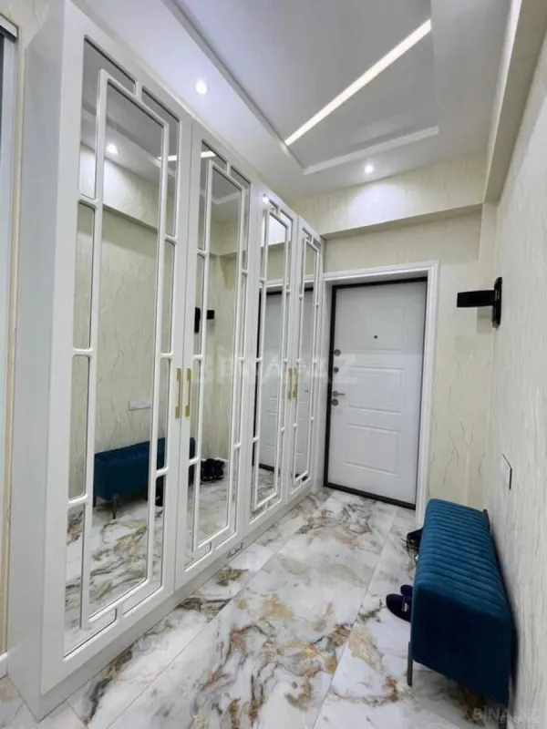 Kirayə verilir 3 otaqlı mənzil 100 m²