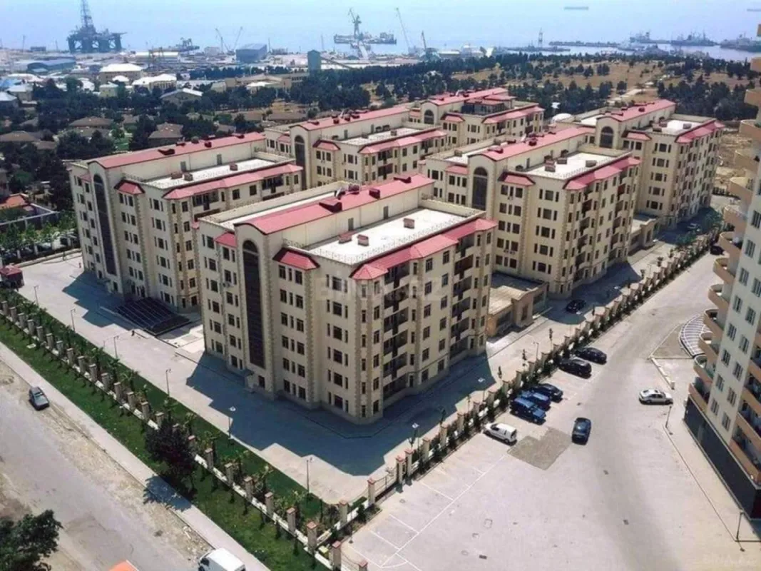 Kirayə verilir 3 otaqlı mənzil 100 m²