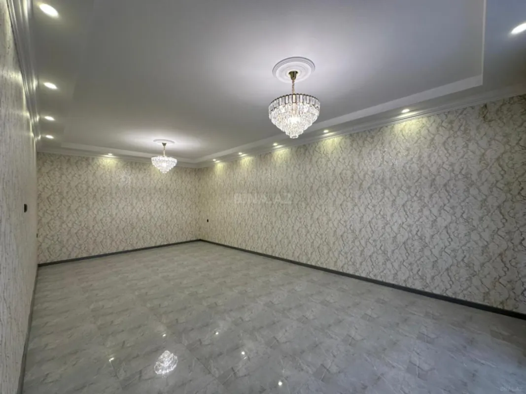 Satılır 4 otaqlı həyət evi 240 m²
