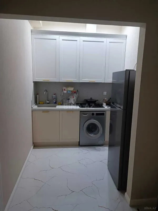 Kirayə verilir 2 otaqlı mənzil 70 m²