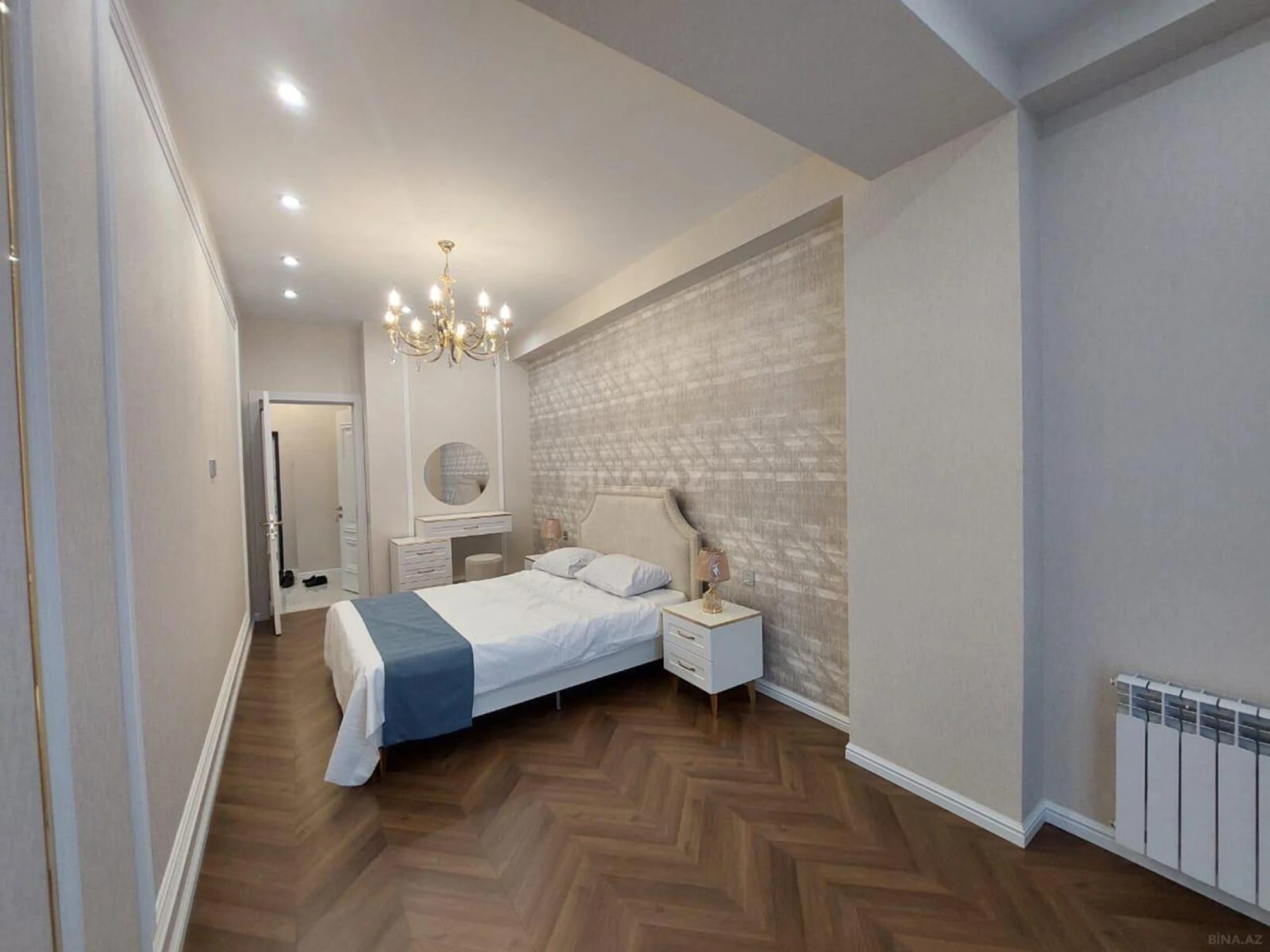 Kirayə verilir 2 otaqlı mənzil 70 m²