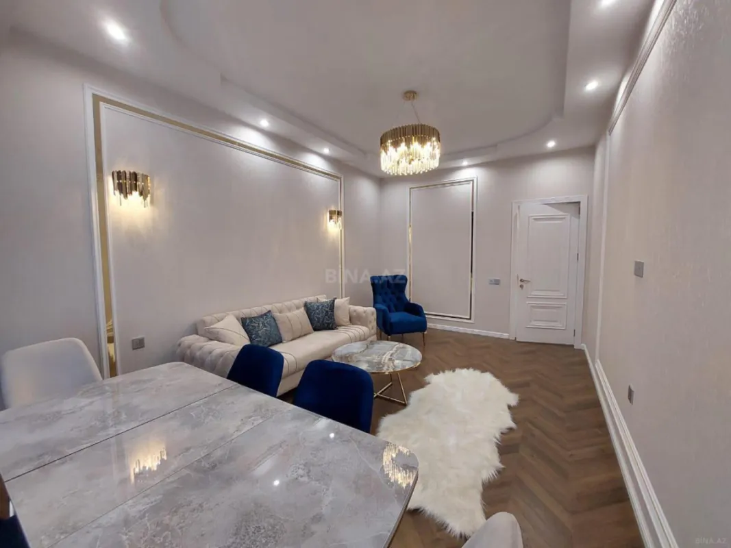 Kirayə verilir 2 otaqlı mənzil 70 m²