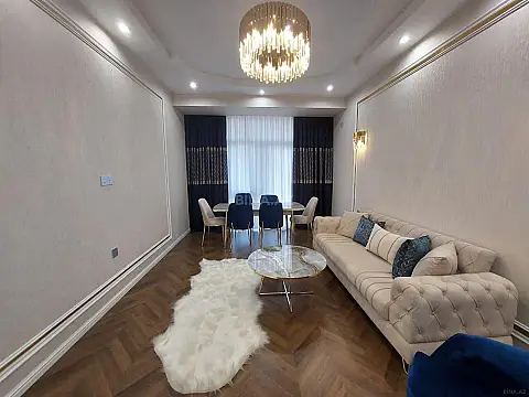 Kirayə verilir 2 otaqlı mənzil 70 m²