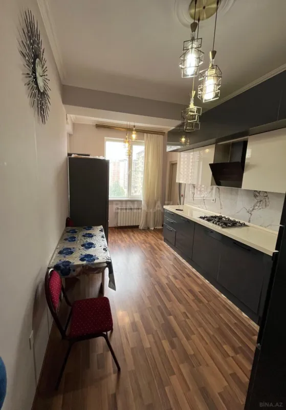 Satılır 3 otaqlı mənzil 84 m²