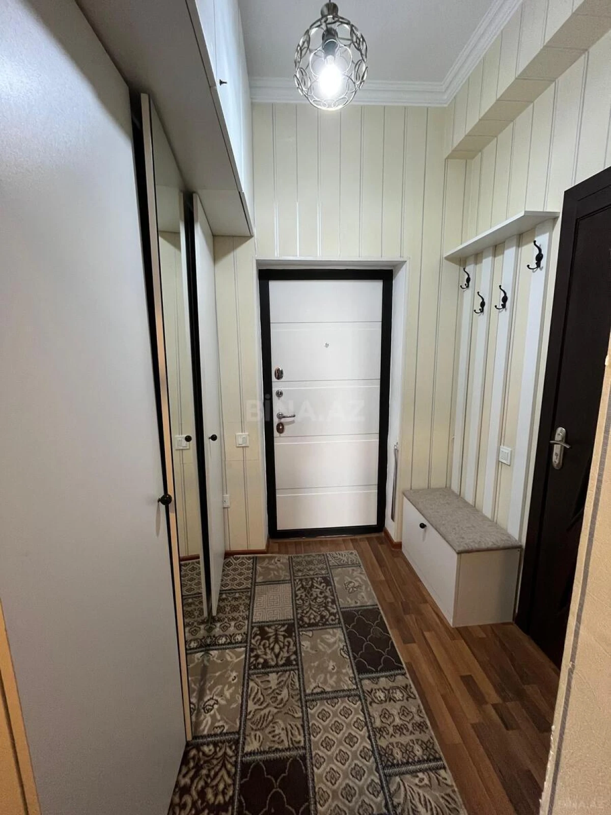 Satılır 3 otaqlı mənzil 84 m²