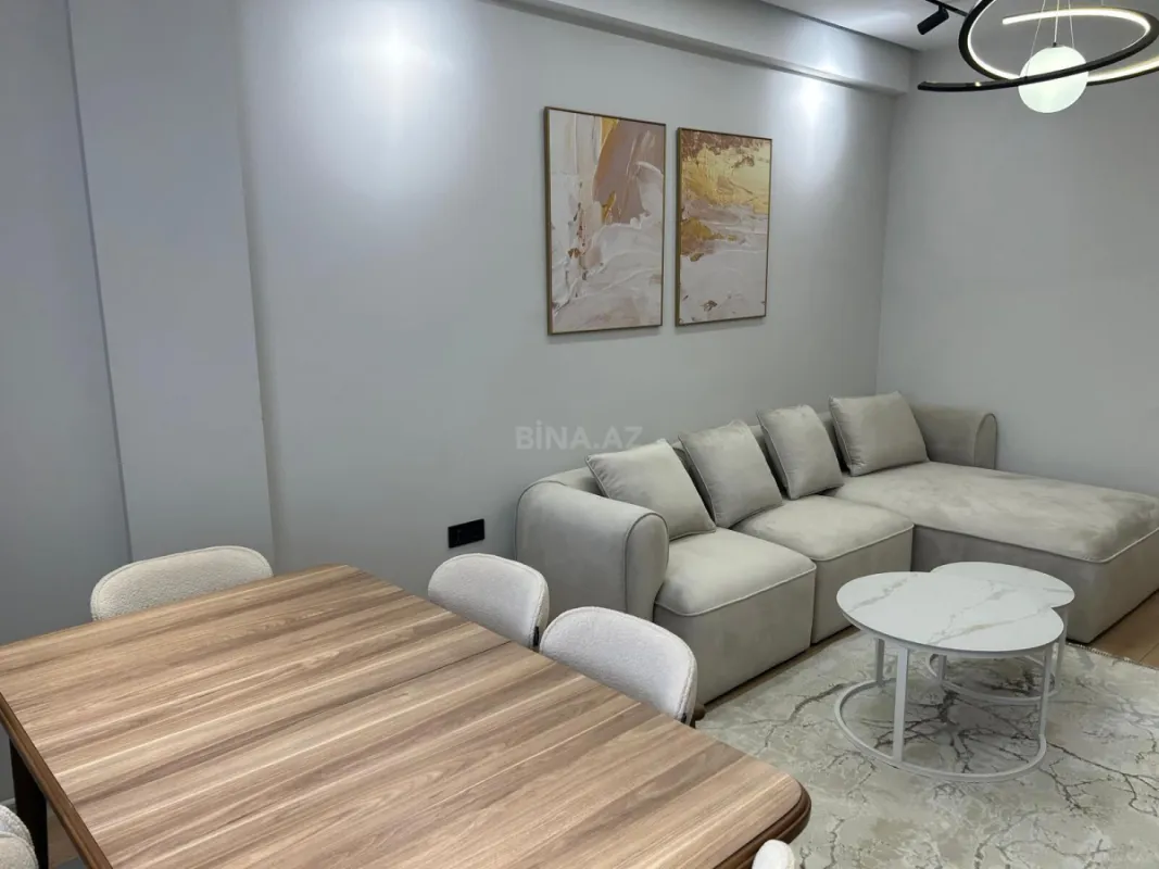 Kirayə verilir 2 otaqlı mənzil 70 m²